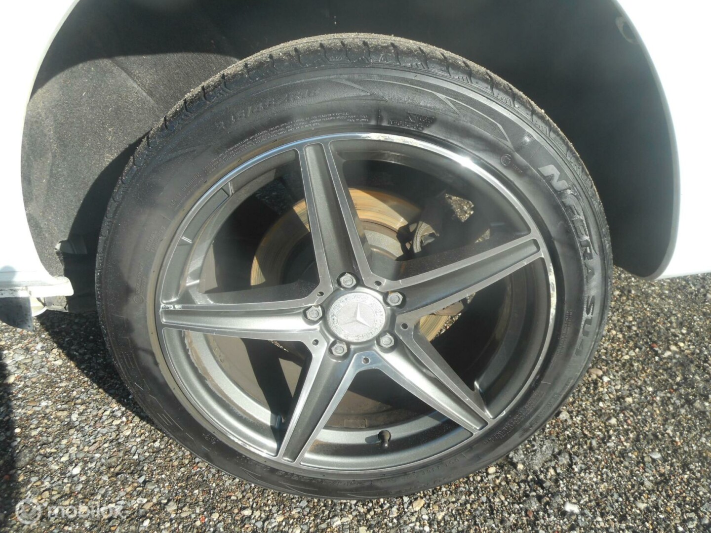 Mercedes-Benz-Vito-7