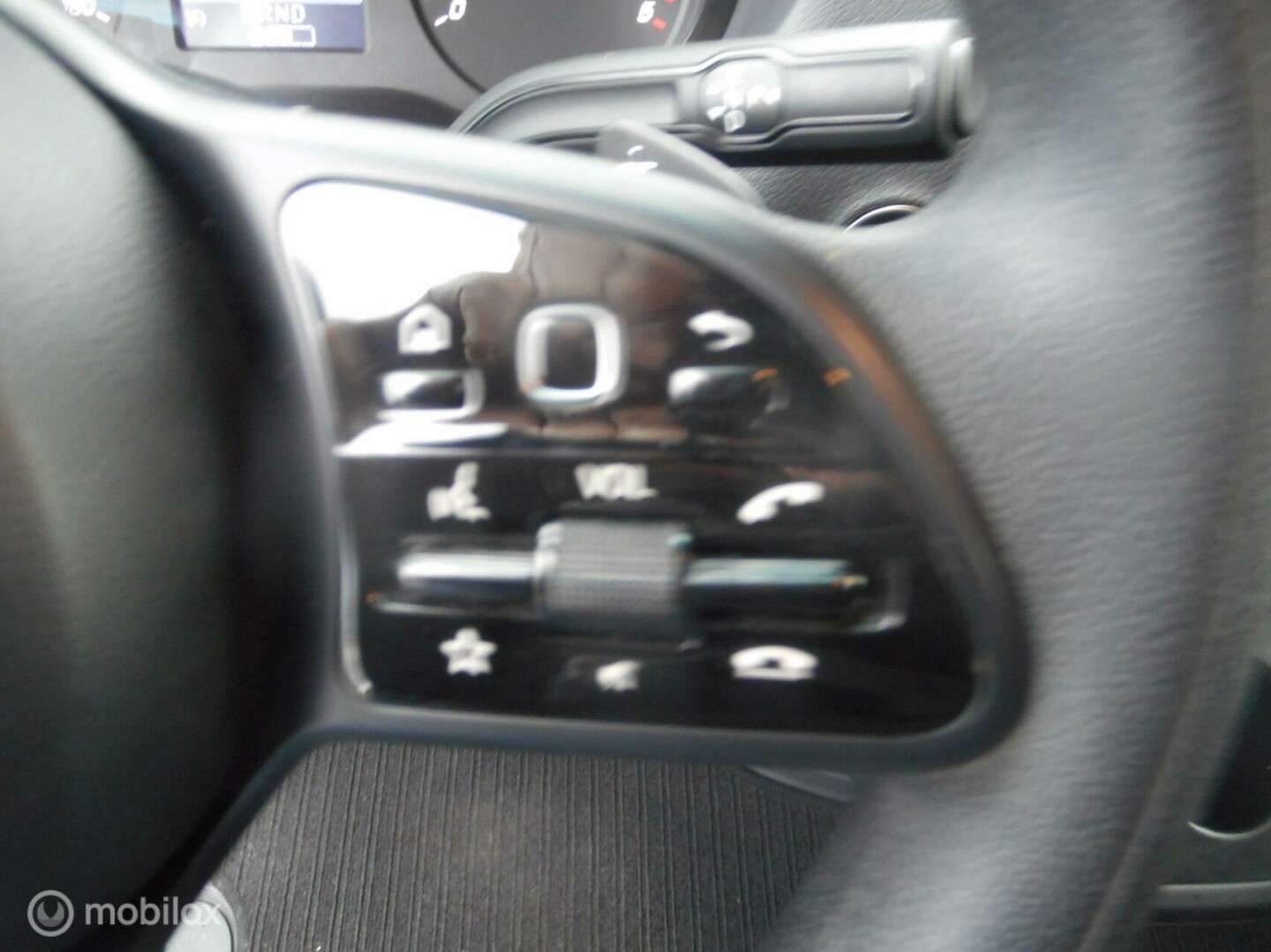Mercedes-Benz-Sprinter-15