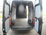 Mercedes-Benz-Sprinter-7