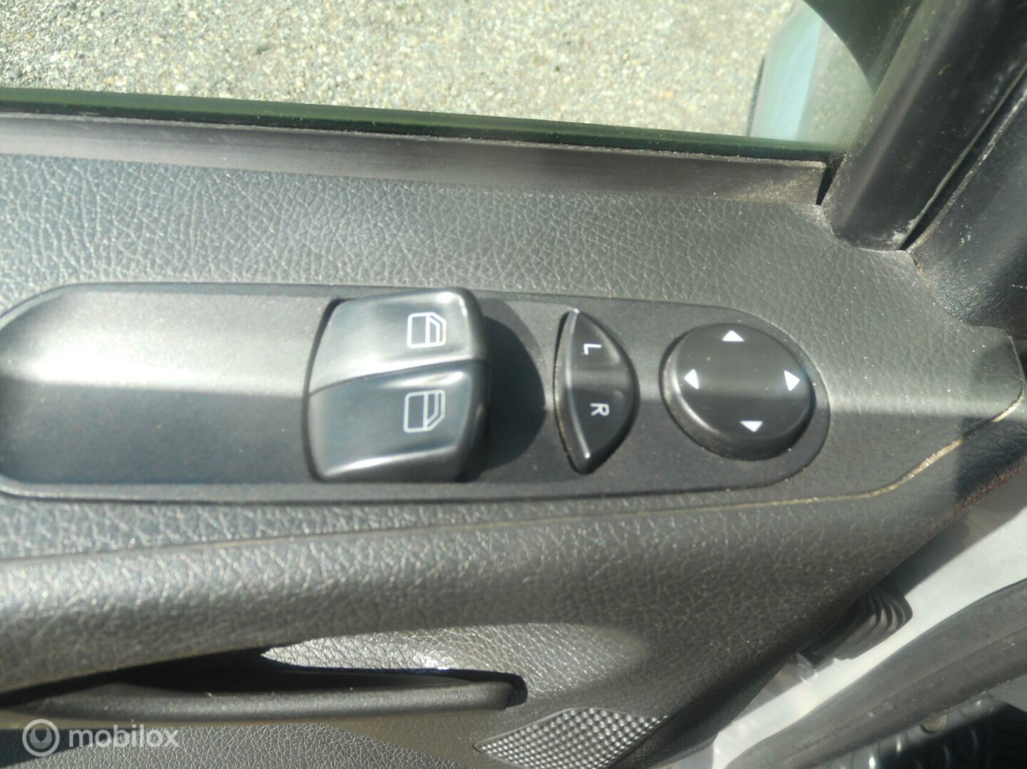 Mercedes-Benz-Vito-9