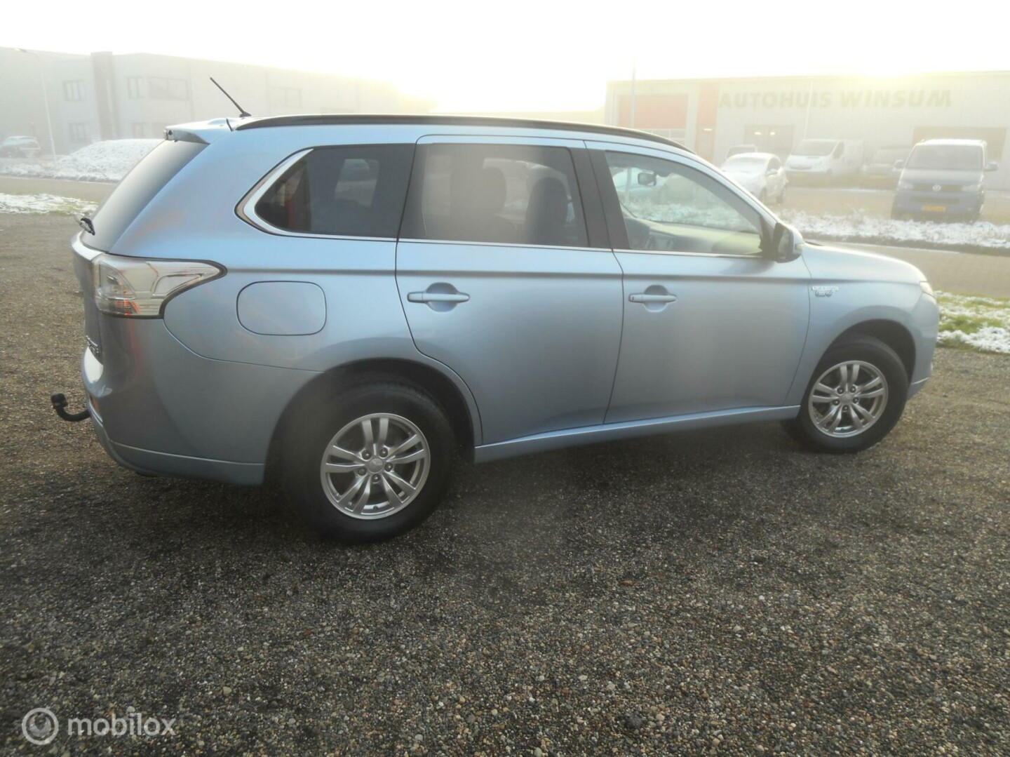 Mitsubishi-Outlander-6