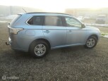 Mitsubishi-Outlander-6