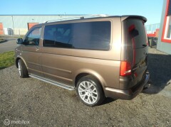 Volkswagen-Transporter-2