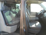 Volkswagen-Transporter-6