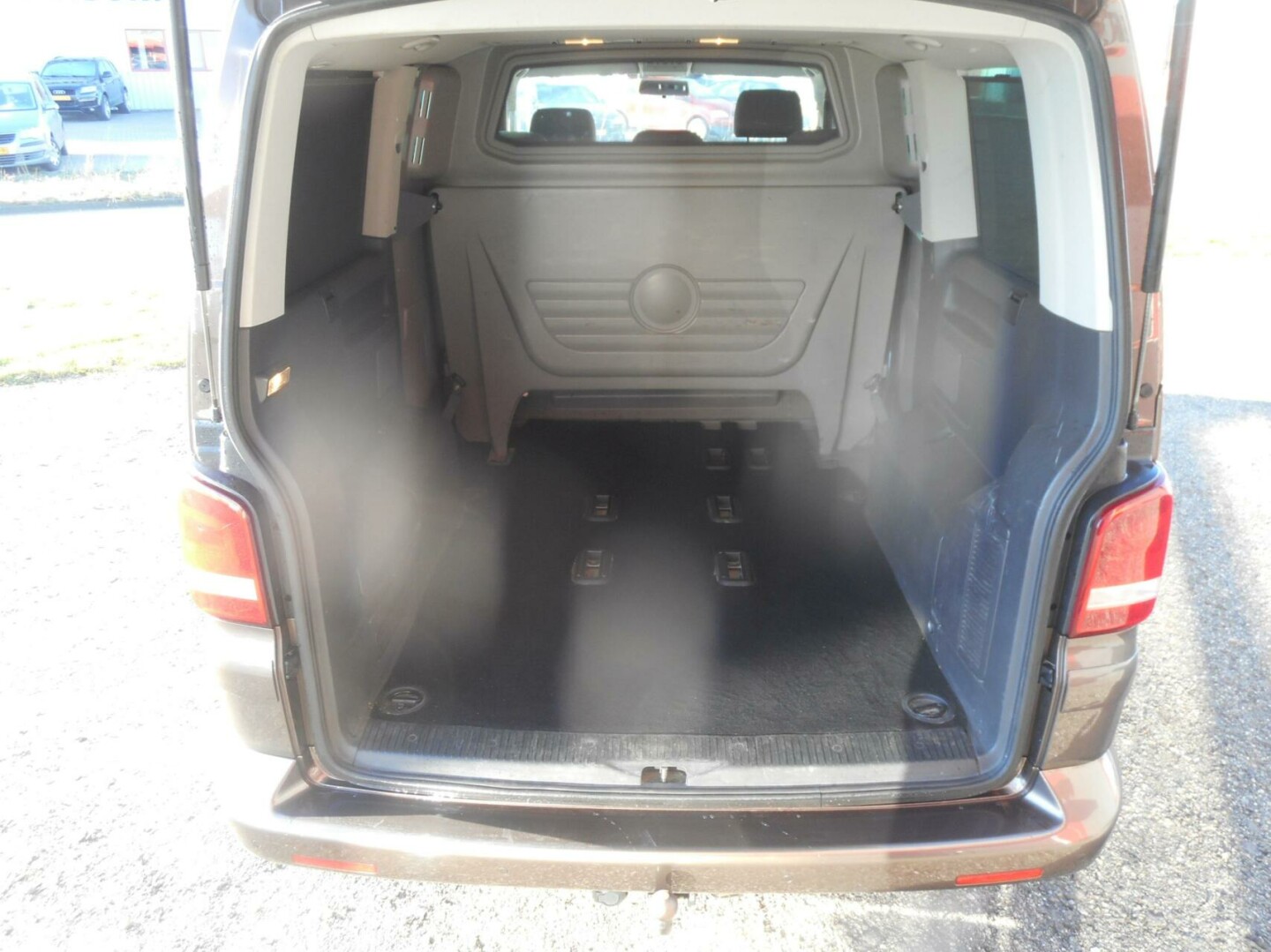 Volkswagen-Transporter-8