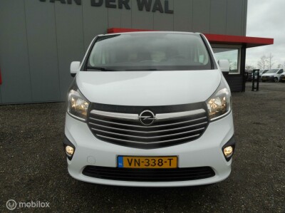 Opel-Vivaro bestel-1