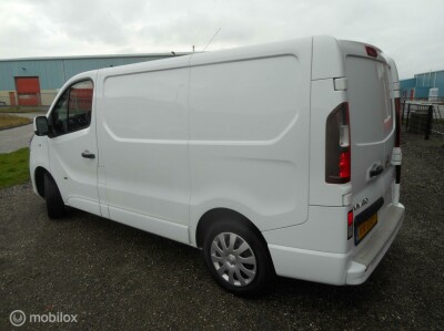 Opel-Vivaro bestel-2