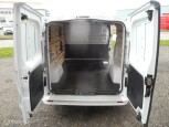 Opel-Vivaro bestel-8