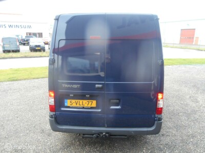 Ford-Transit-3