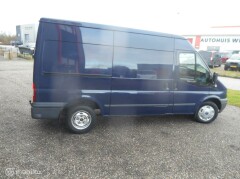 Ford-Transit-4