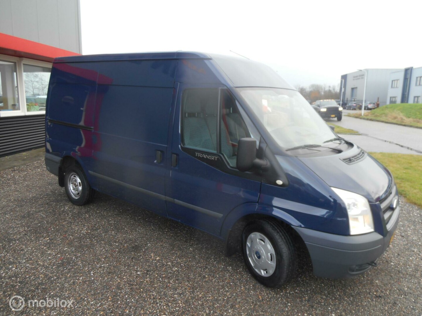 Ford-Transit-5