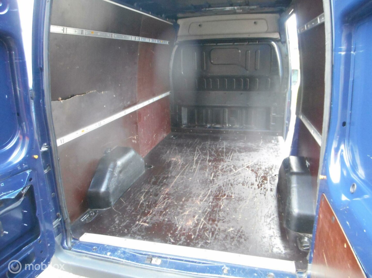 Ford-Transit-8