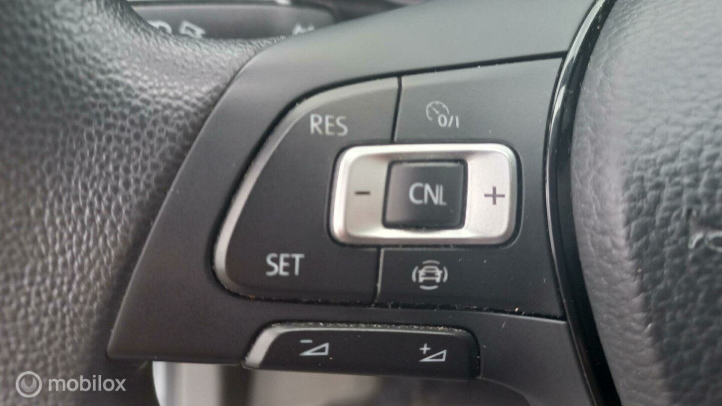 Volkswagen-Crafter-16