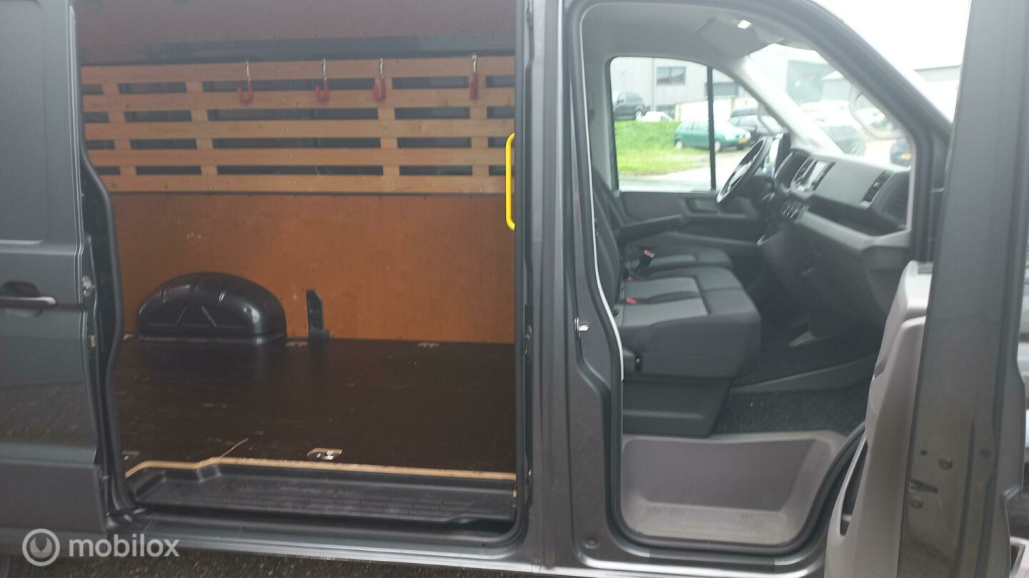 Volkswagen-Crafter-8
