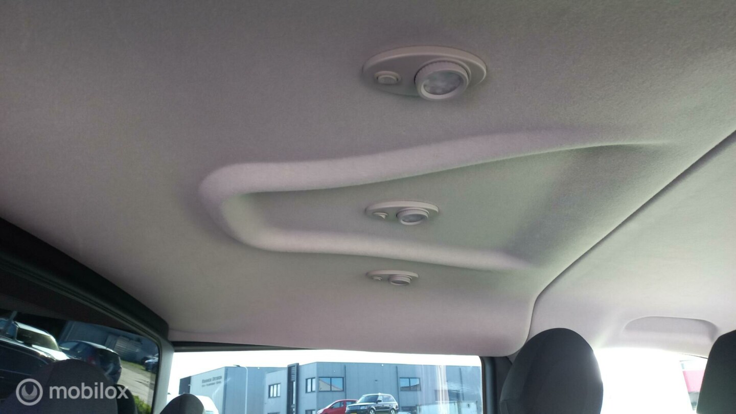 Mercedes-Benz-Vito-6
