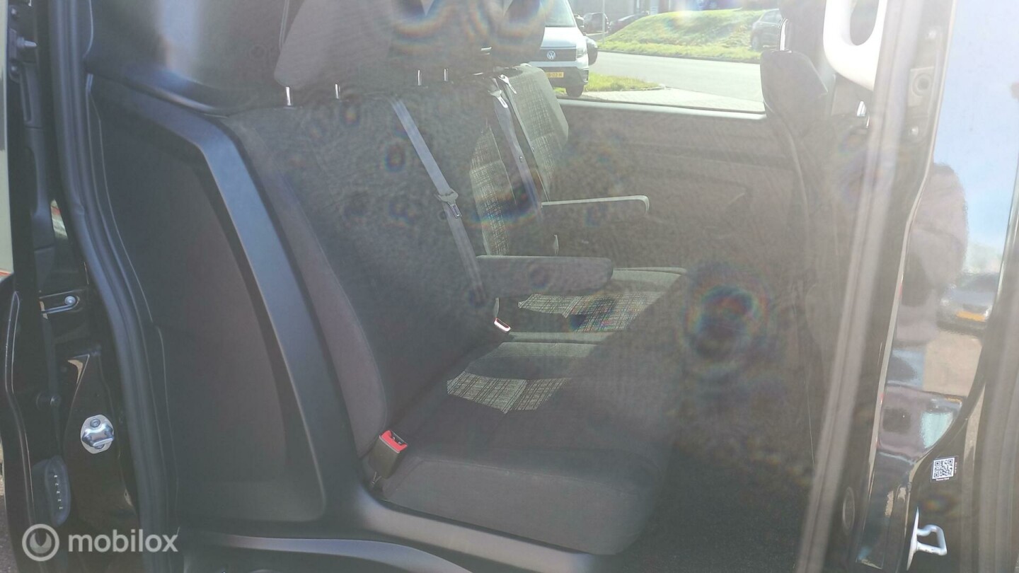 Mercedes-Benz-Vito-7