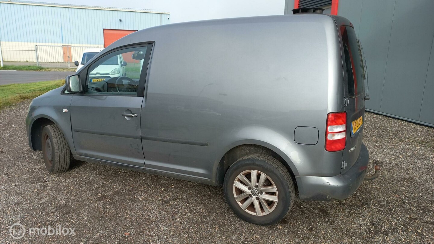 Volkswagen-Caddy Bestel-3