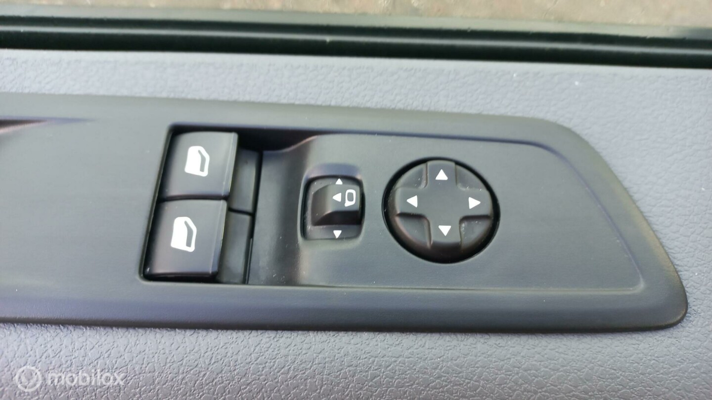 Opel-Vivaro bestel-11
