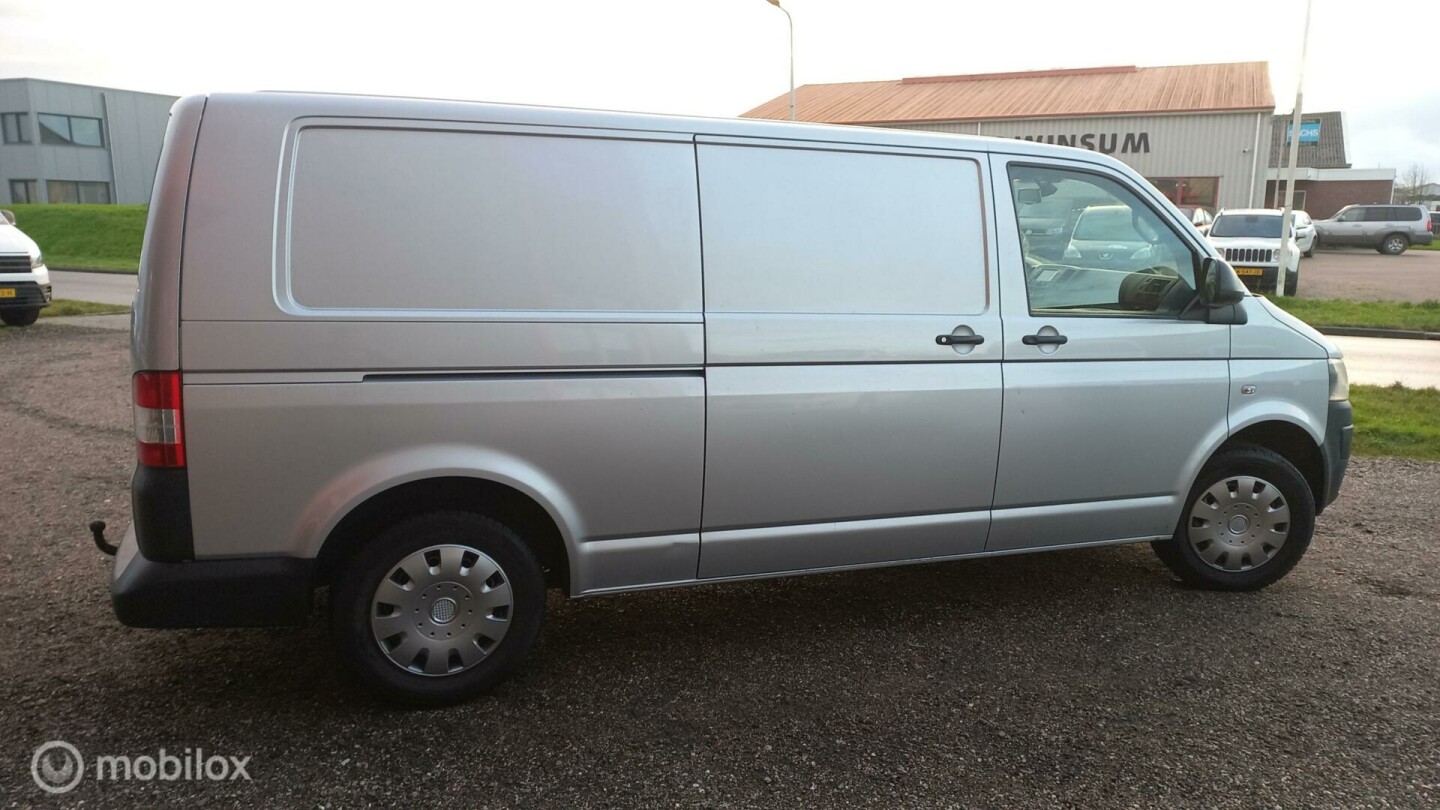 Volkswagen-Transporter-4