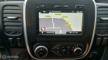 Renault-Trafic-11