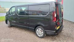 Renault-Trafic-2