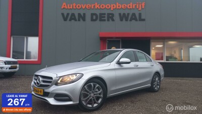 Mercedes-Benz-C-Klasse-0