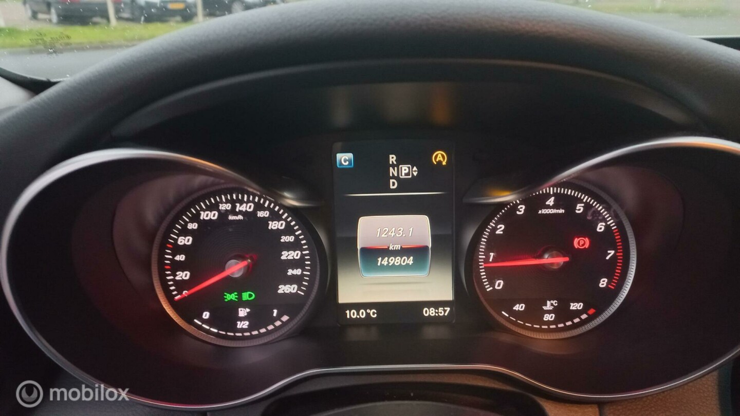 Mercedes-Benz-C-Klasse-17
