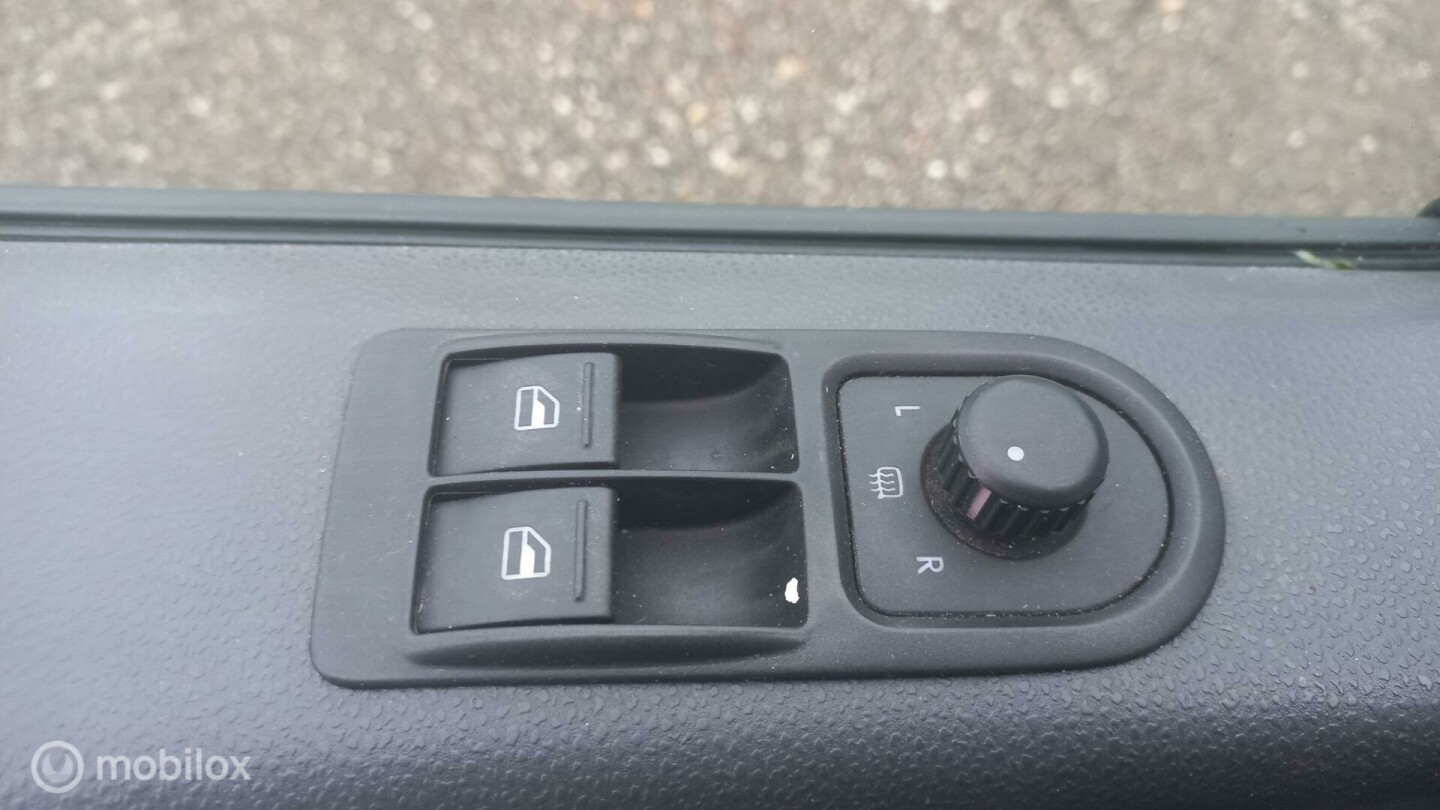 Volkswagen-Transporter-11