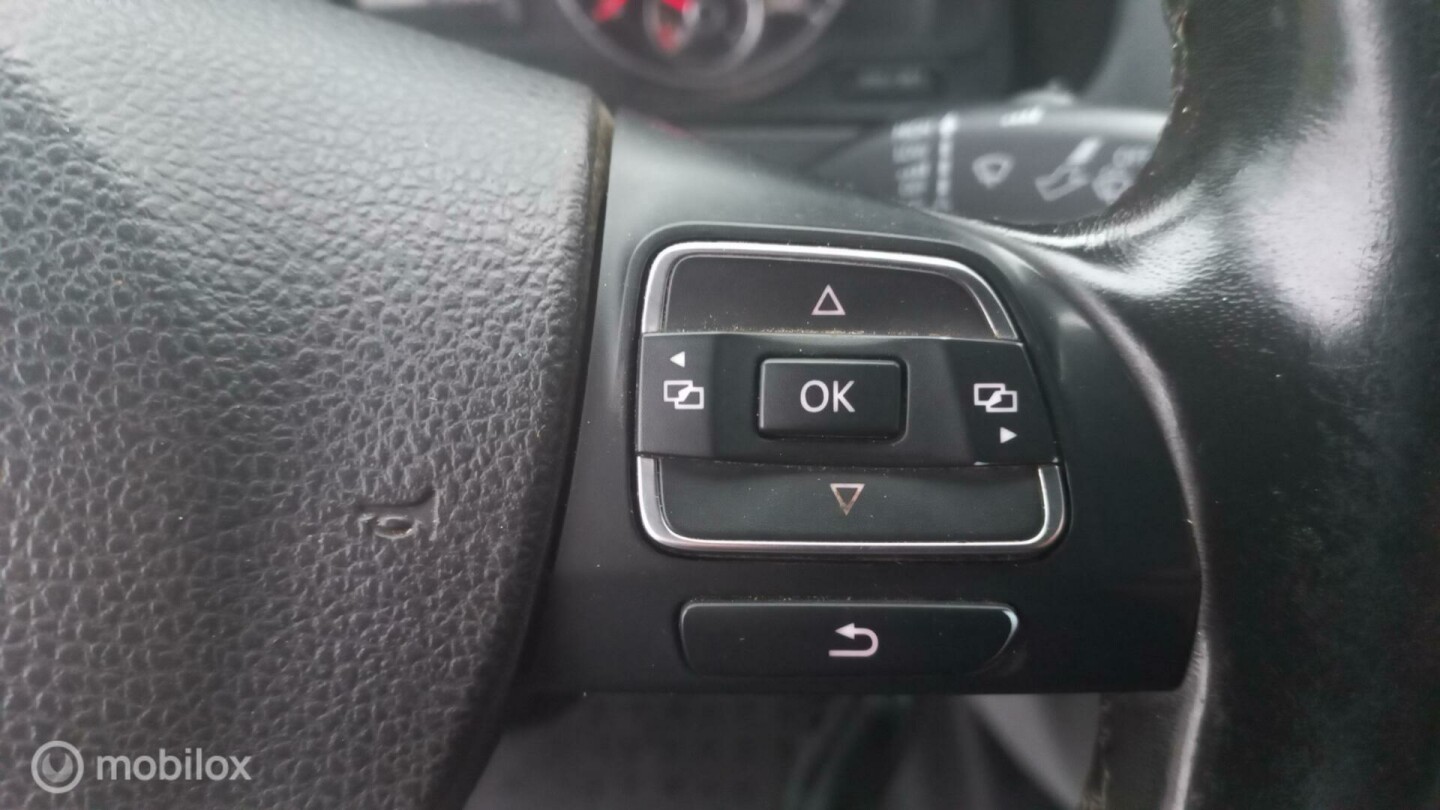 Volkswagen-Transporter-15