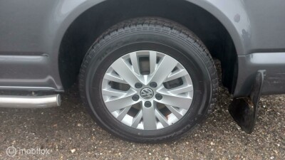 Volkswagen-Transporter-3