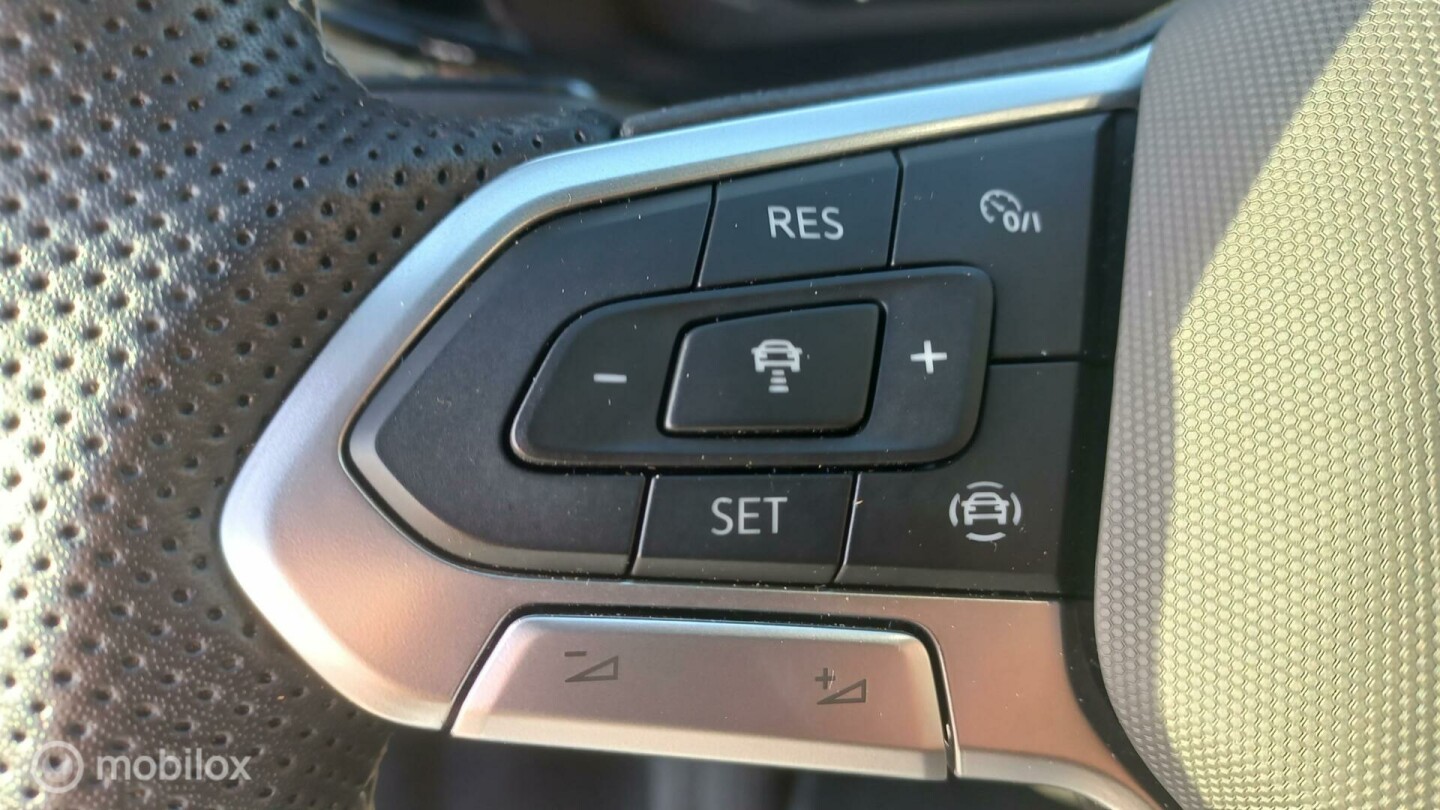 Volkswagen-Transporter-19