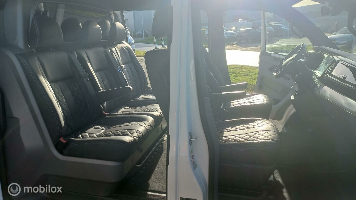 Volkswagen-Transporter-8