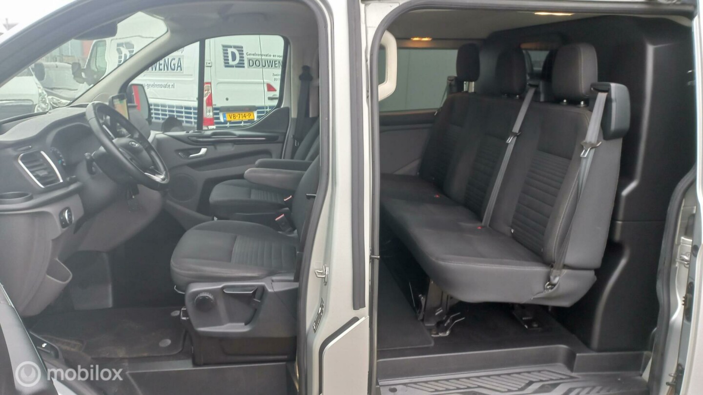 Ford-Transit Custom-11