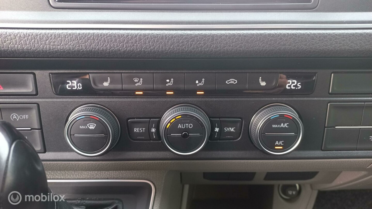 Volkswagen-Crafter-16