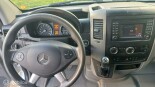 Mercedes-Benz-Sprinter-18