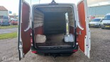 Mercedes-Benz-Sprinter-5