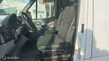 Mercedes-Benz-Sprinter-9