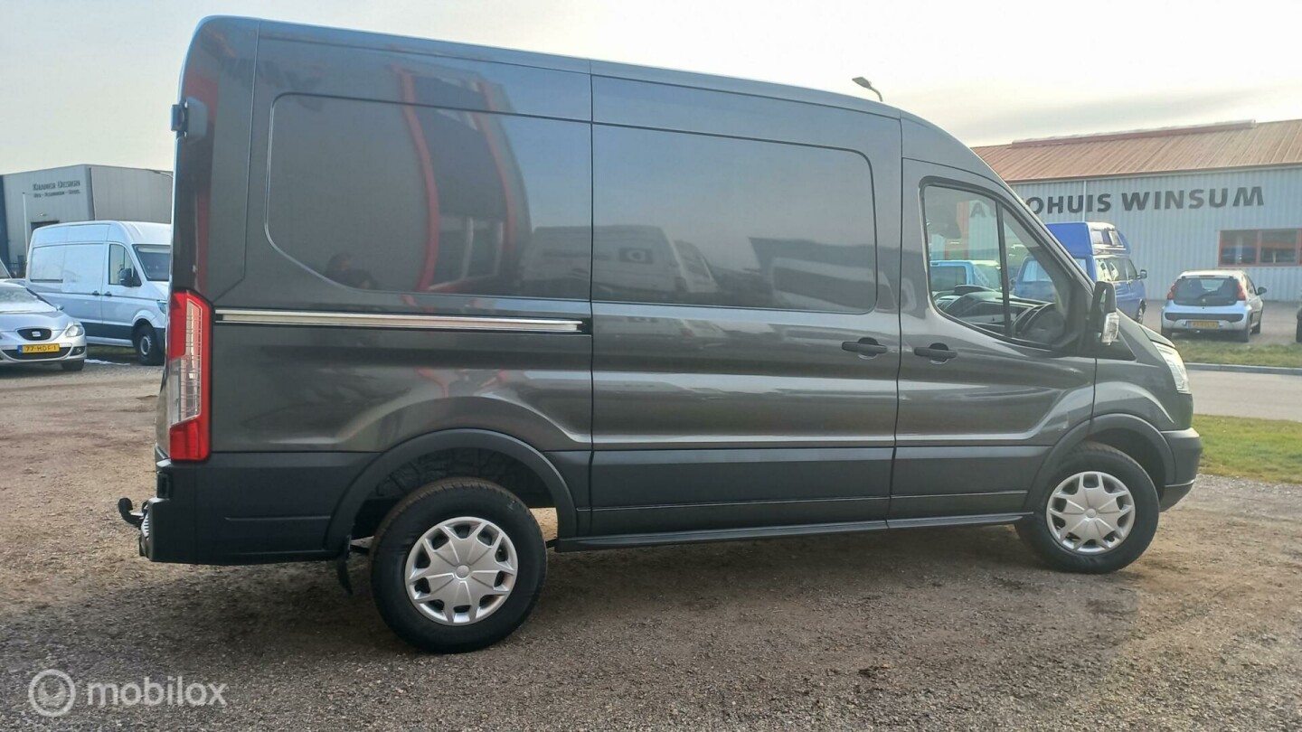 Ford-Transit-7