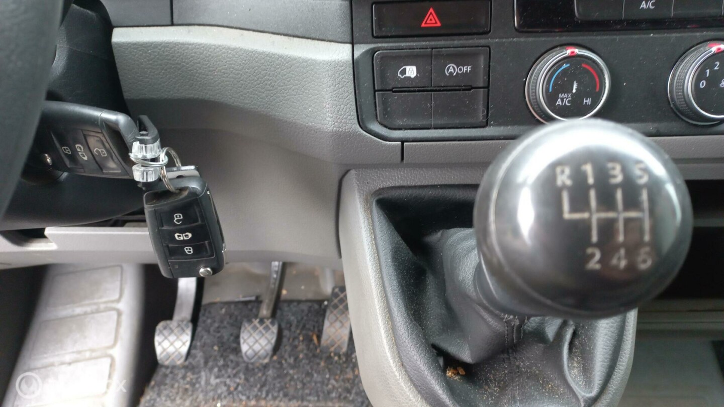 Volkswagen-Crafter-10