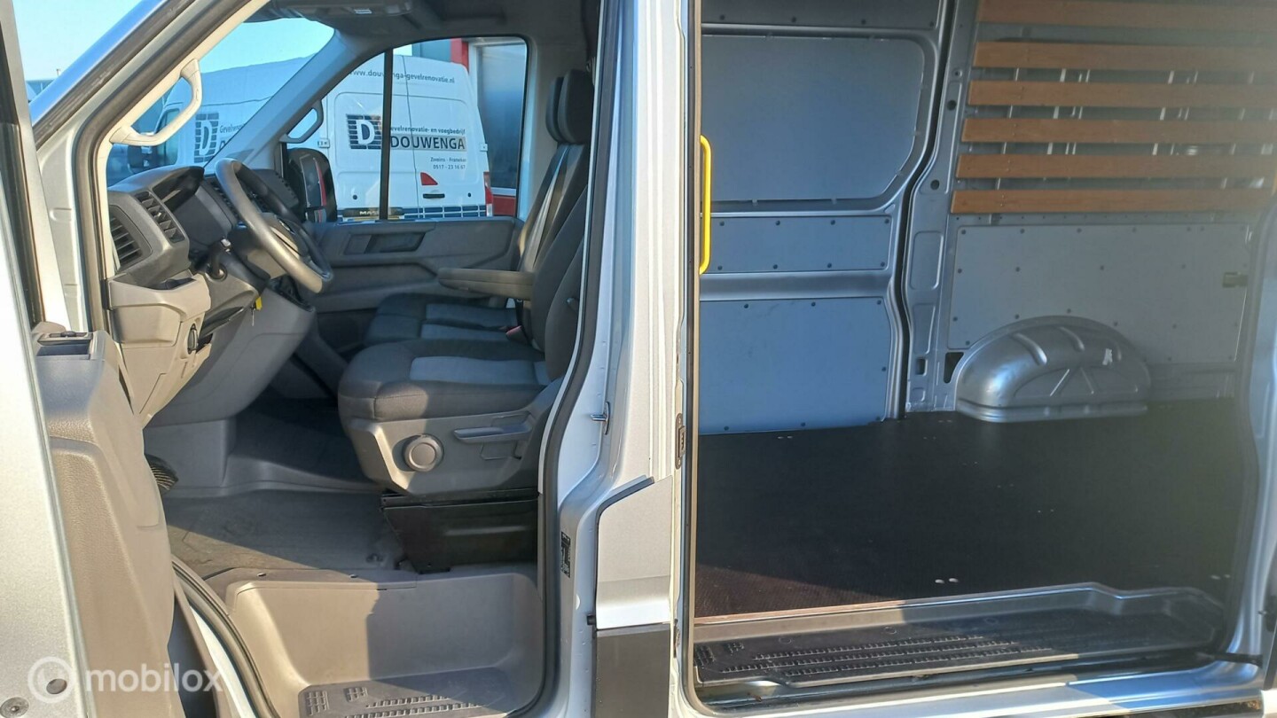 Volkswagen-Crafter-8
