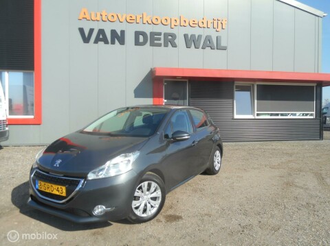 Peugeot-208-0
