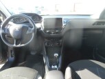 Peugeot-208-10