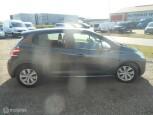 Peugeot-208-6