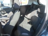 Peugeot-208-9