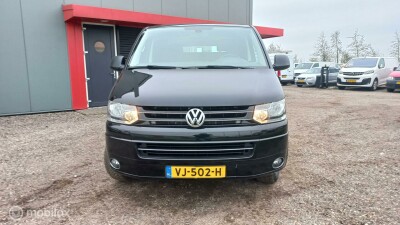 Volkswagen-Transporter-1