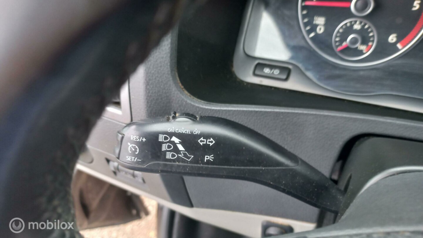 Volkswagen-Transporter-13