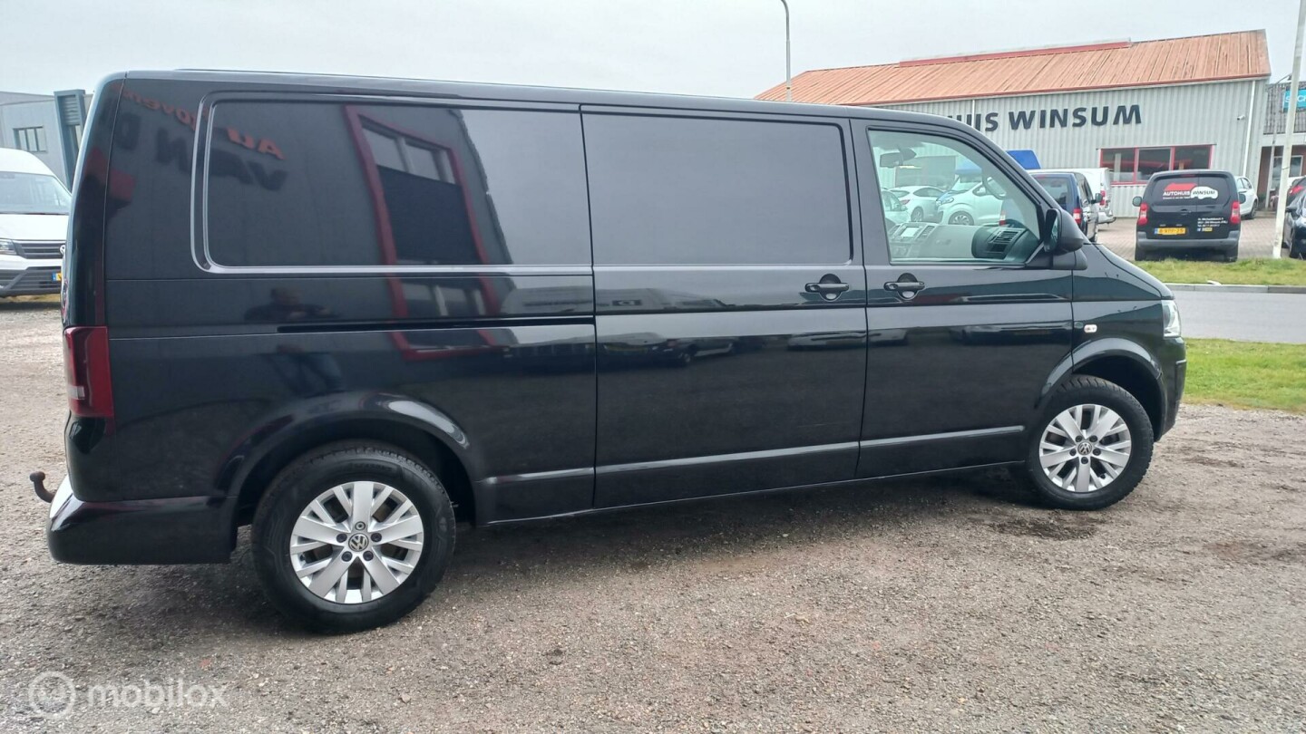 Volkswagen-Transporter-5