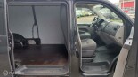 Volkswagen-Transporter-8