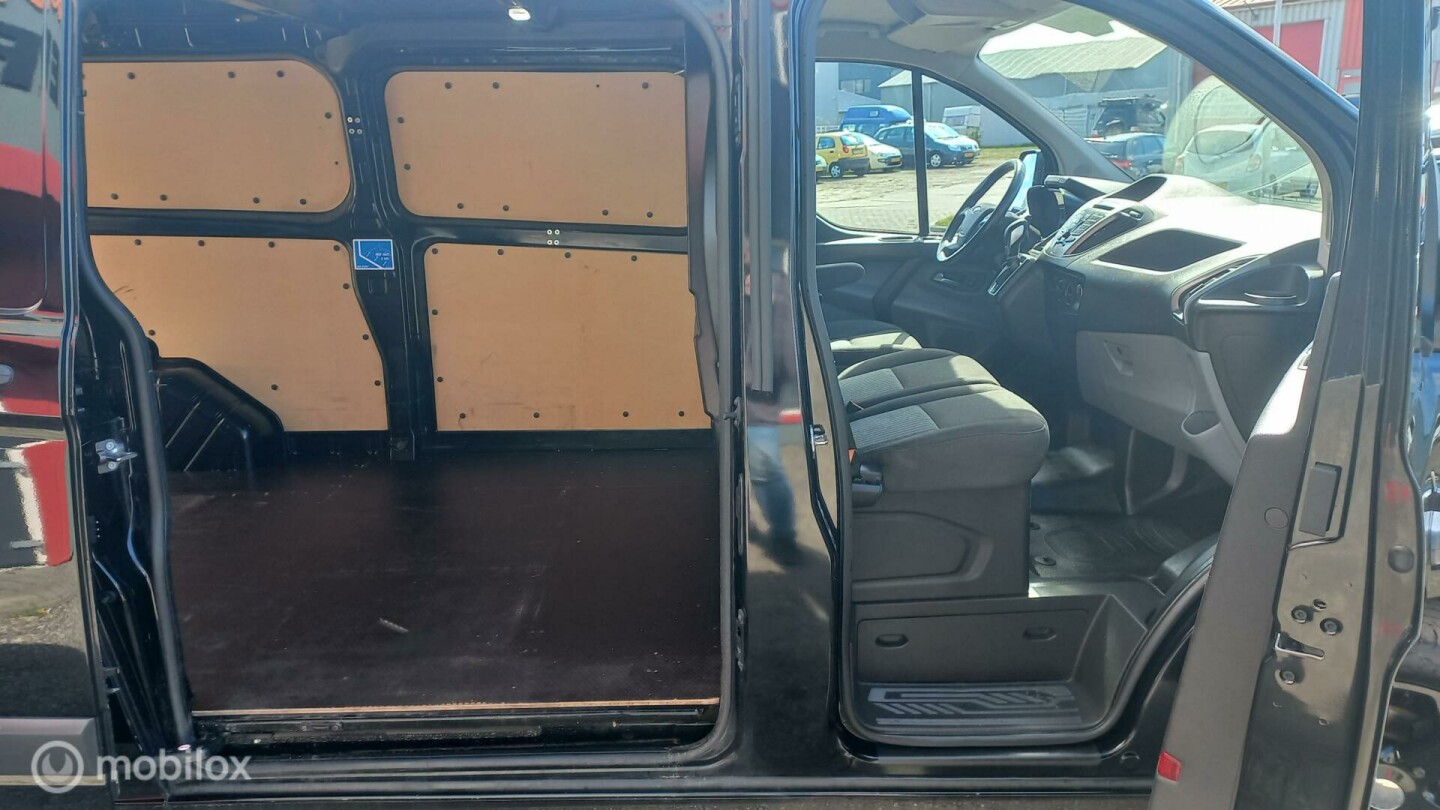 Ford-Transit Custom-16