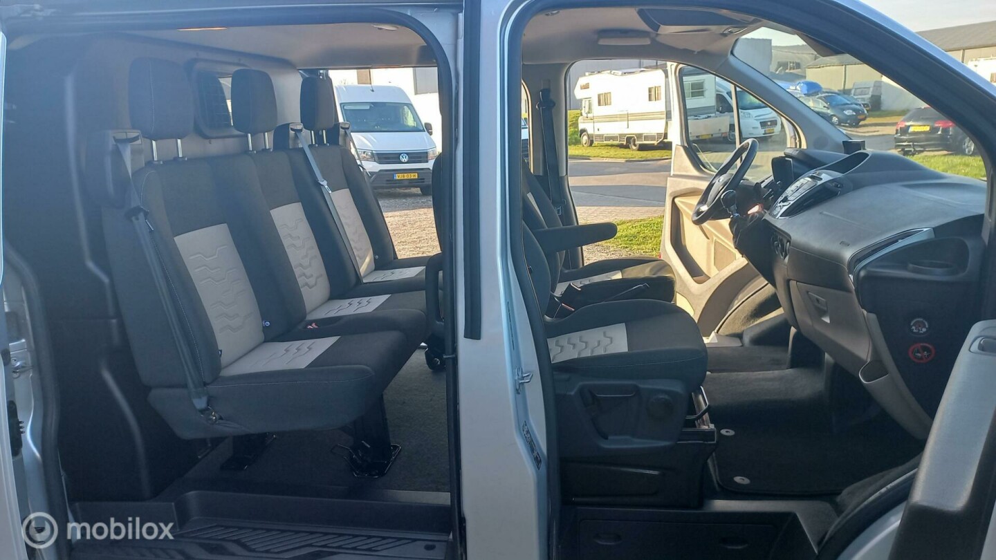 Ford-Transit Custom-8